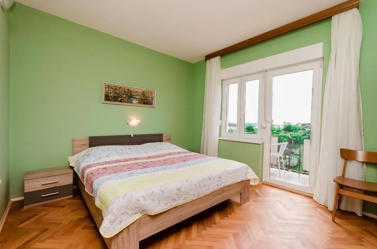 Apartment Ivanka Banjol Croatia